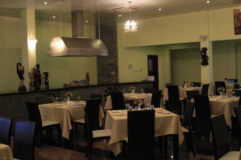 Royal Nick Hotel Lashibi Εξωτερικό φωτογραφία