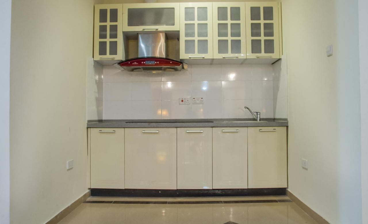 Royal Nick Hotel Lashibi Εξωτερικό φωτογραφία