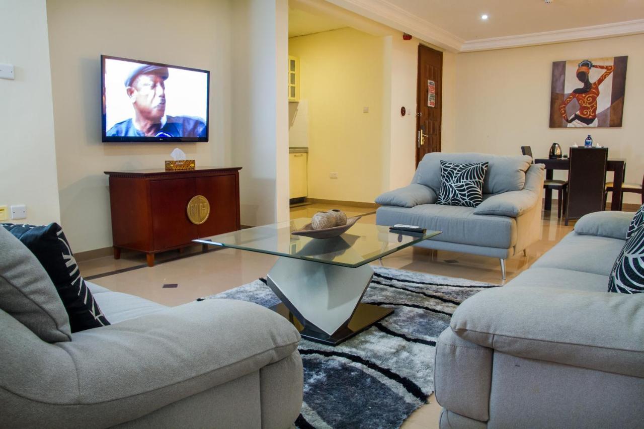 Royal Nick Hotel Lashibi Εξωτερικό φωτογραφία
